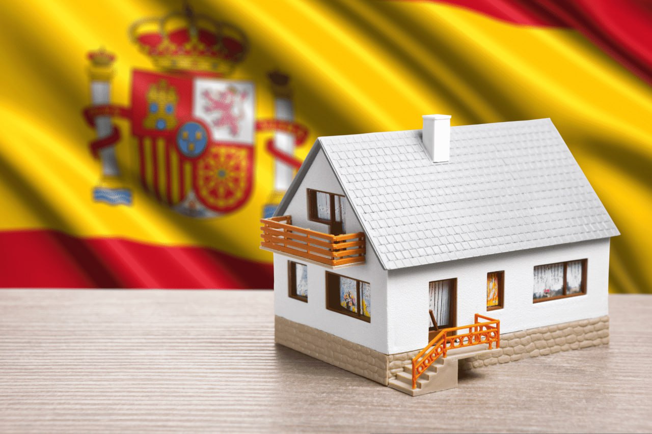 خرید ملک در اسپانیا Investate