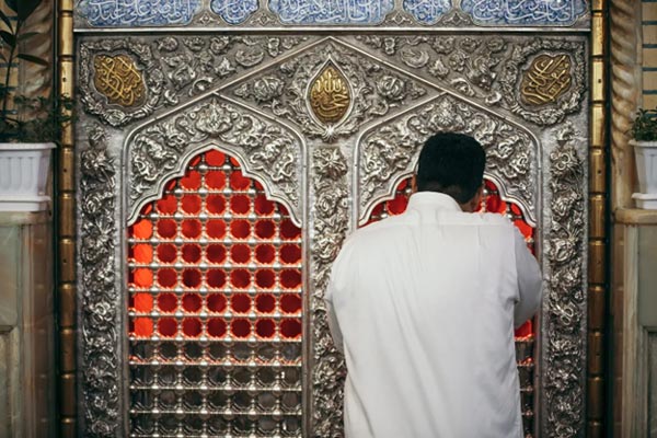 راههای توسل به امام حسین (ع) برای حاجتروایی