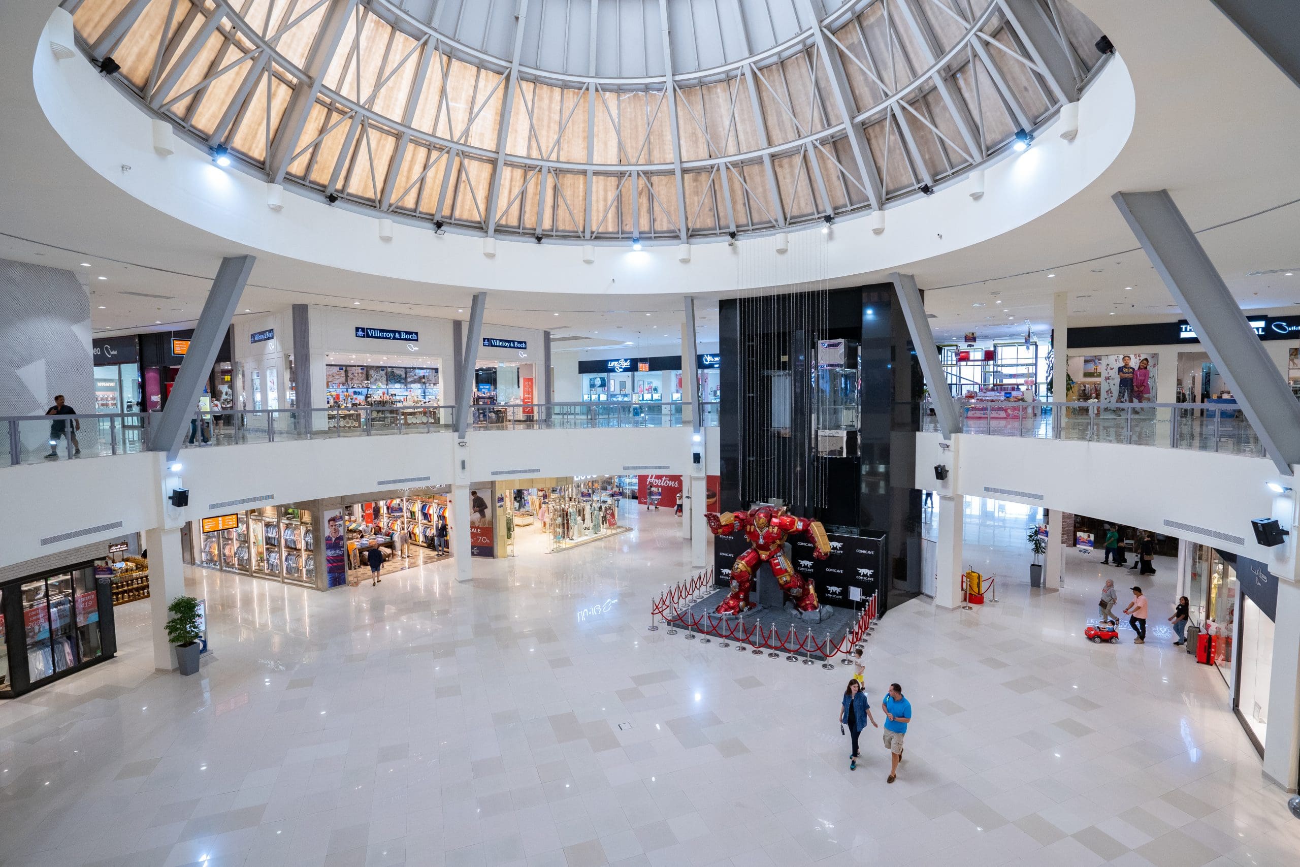 اوت لت مال دبی